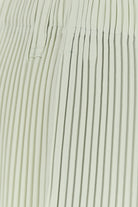 2000018005613_5