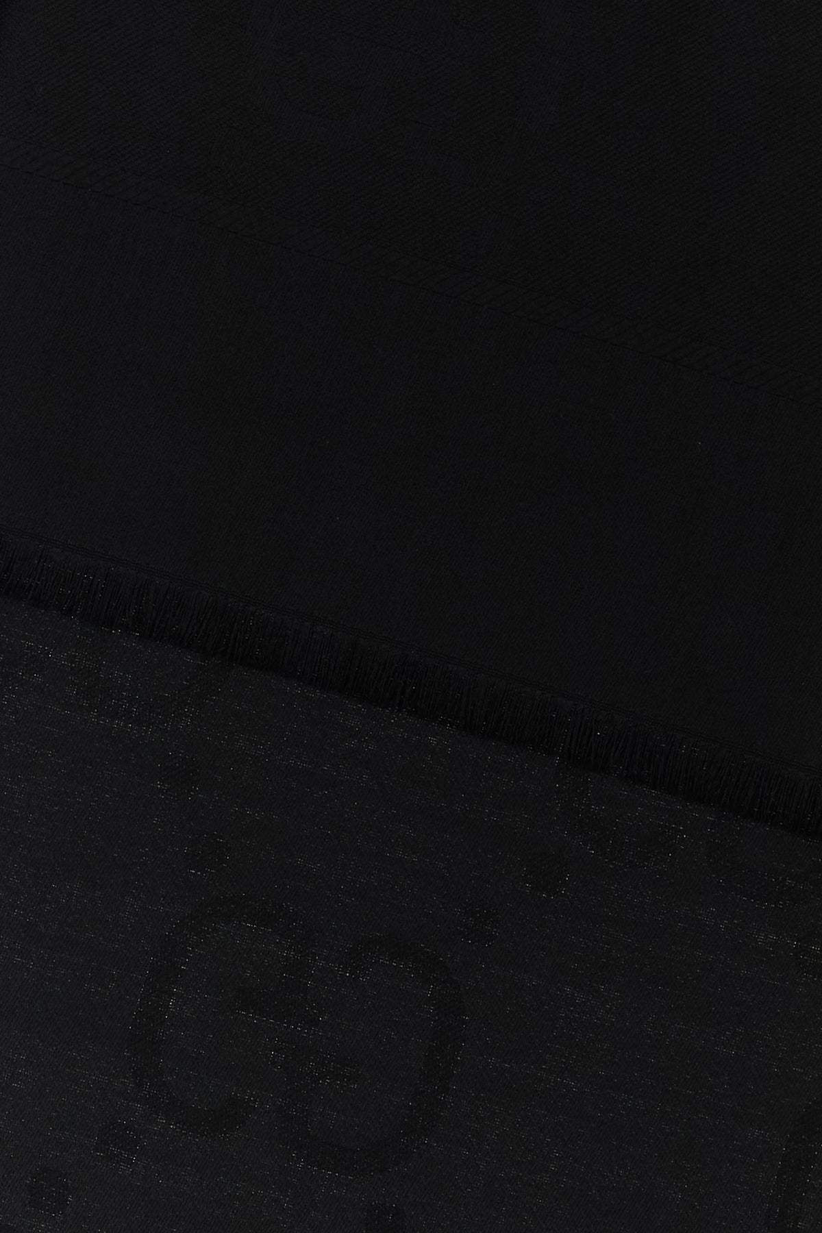 2000018089149_2