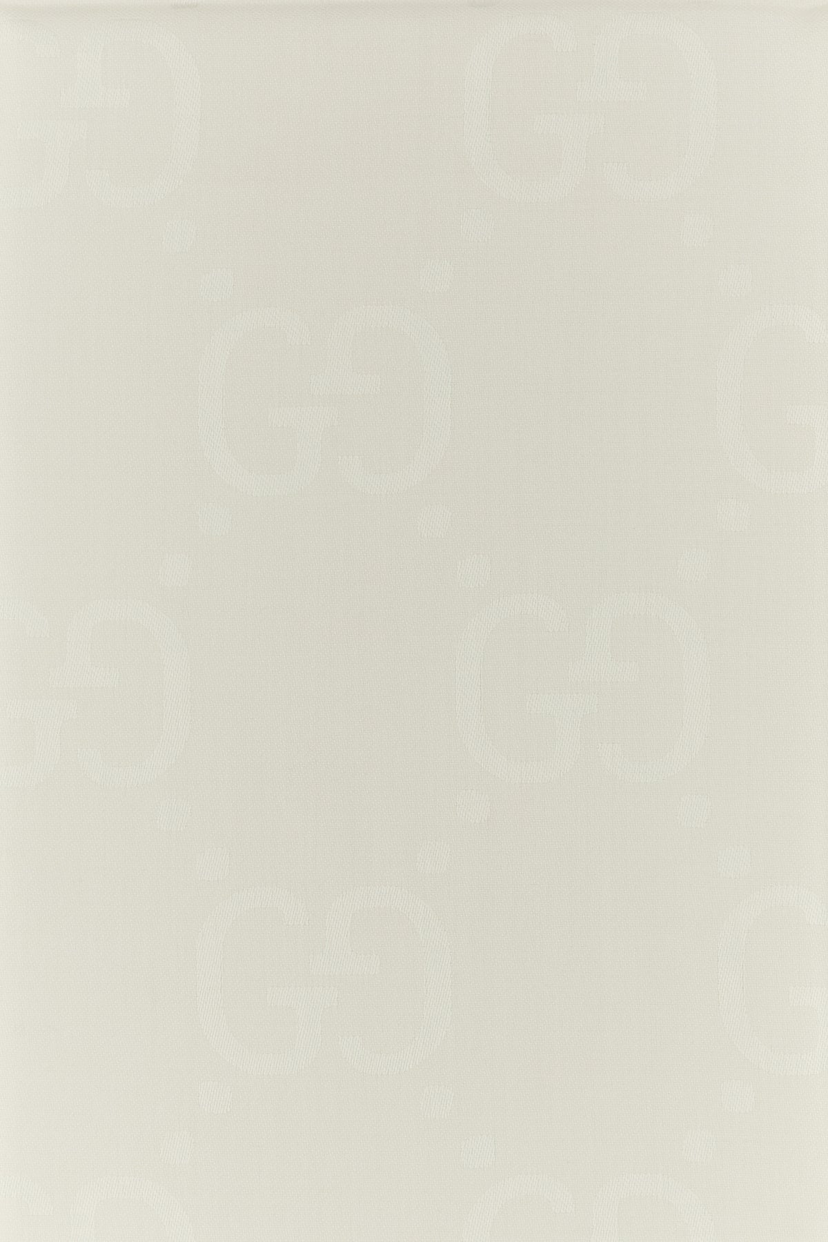 2000018100363_3