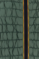 2000018132210_5
