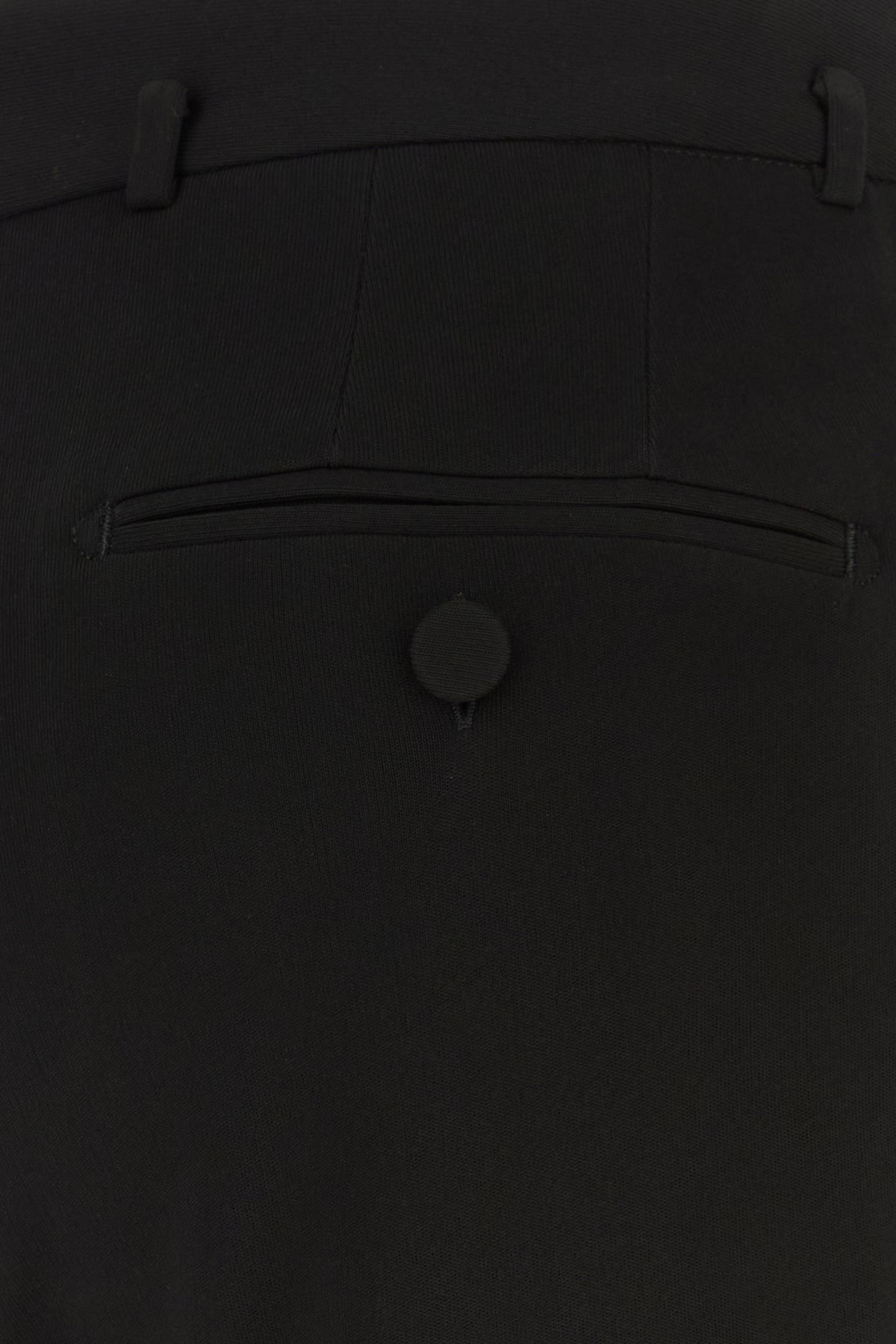 2000018211243_5