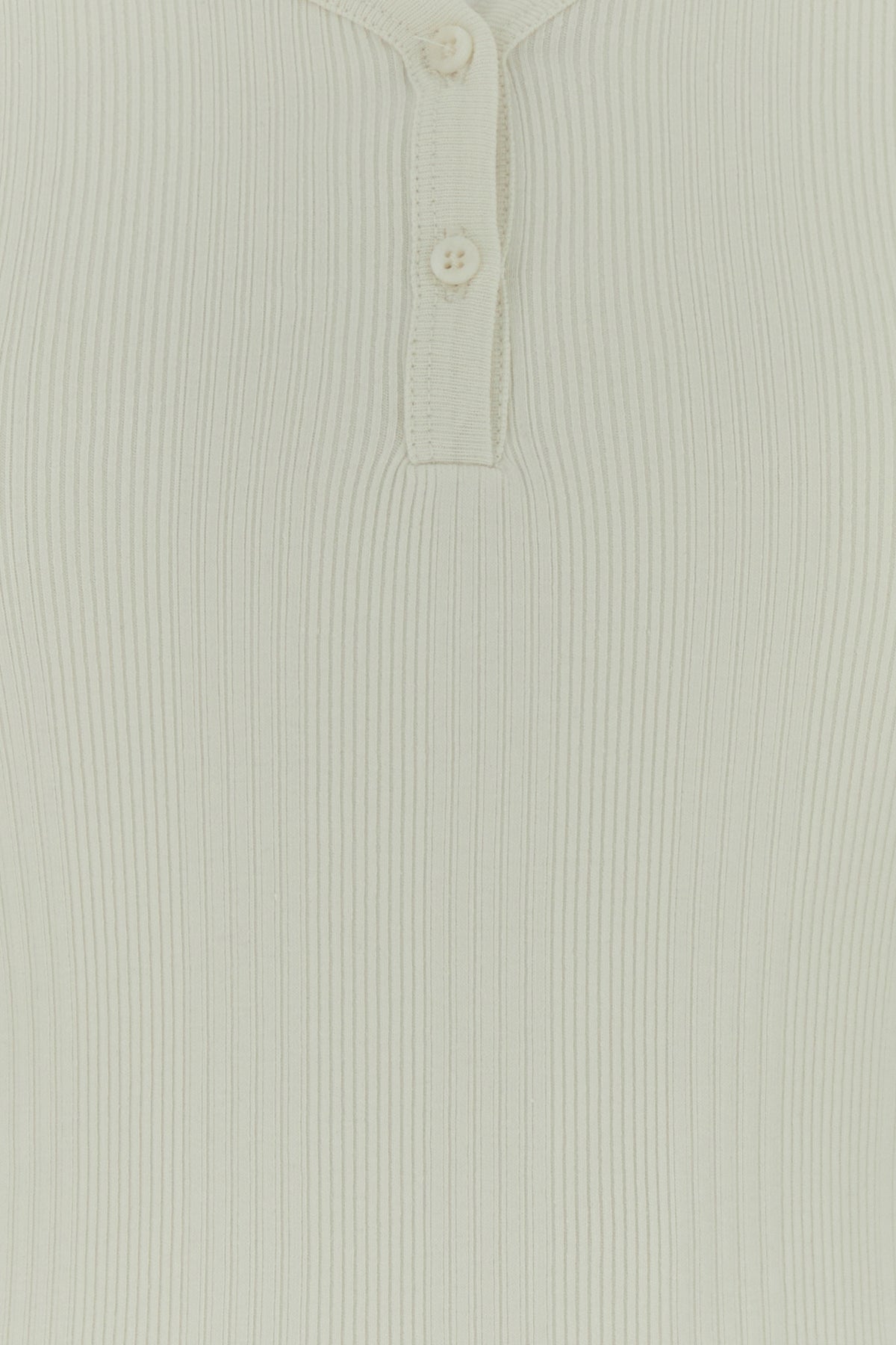 2000018251201_5