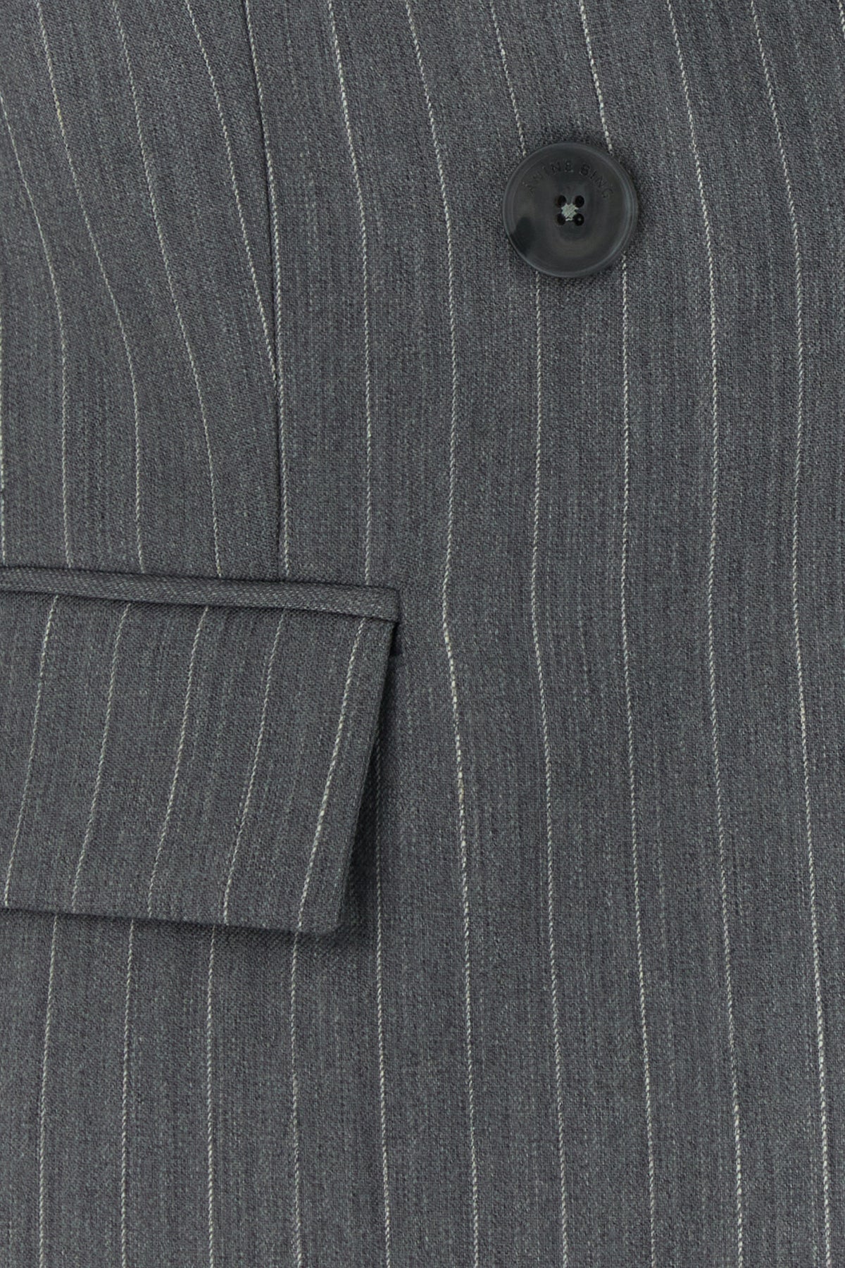 2000018282564_5
