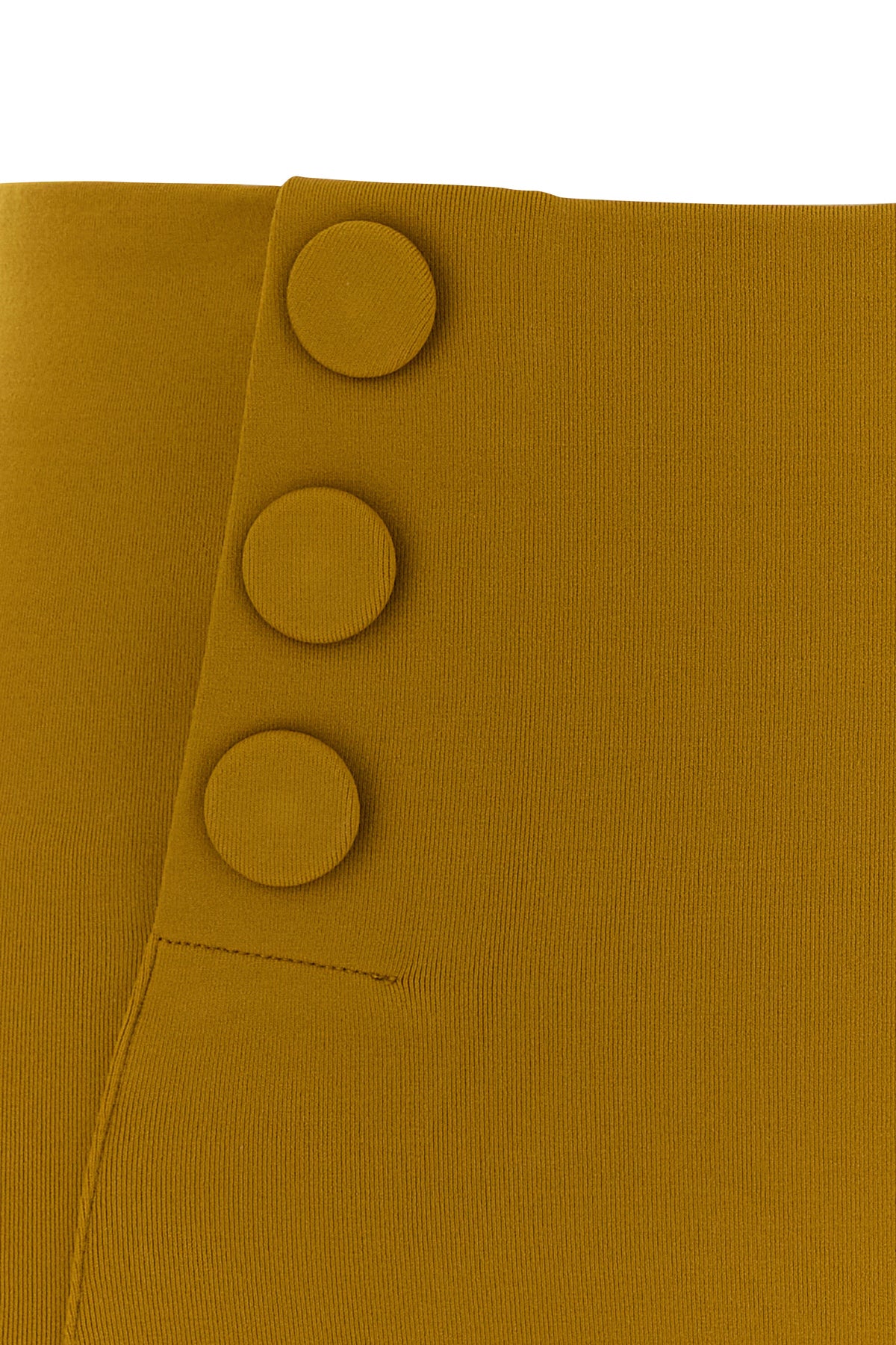 2000018369937_5
