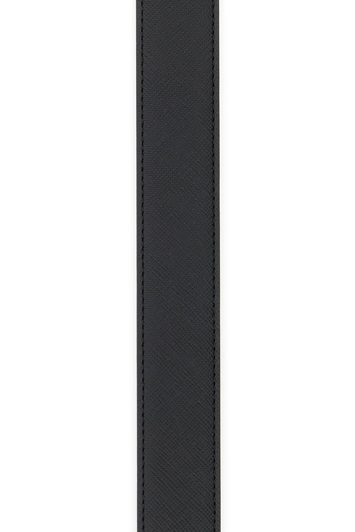 2000018423059_3