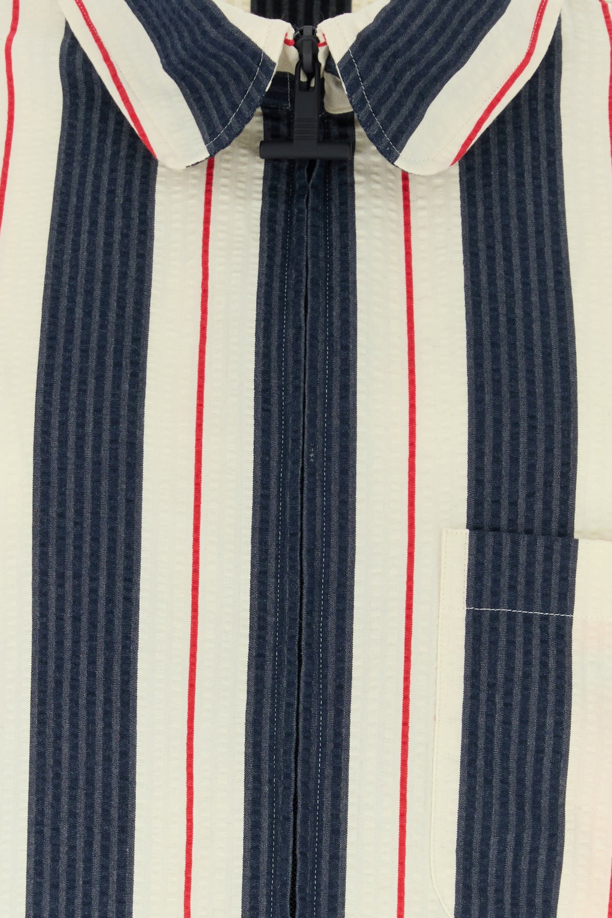 2000018490105_5