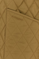 2000018502297_5