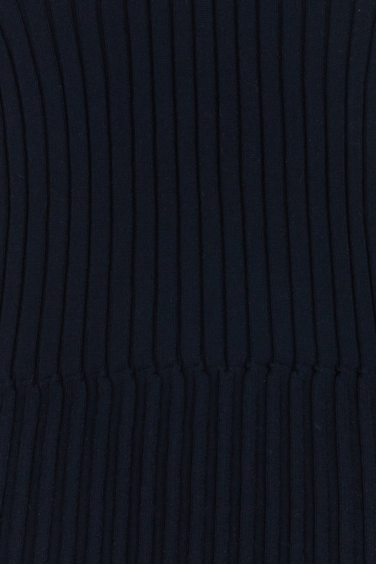 2000018506325_5