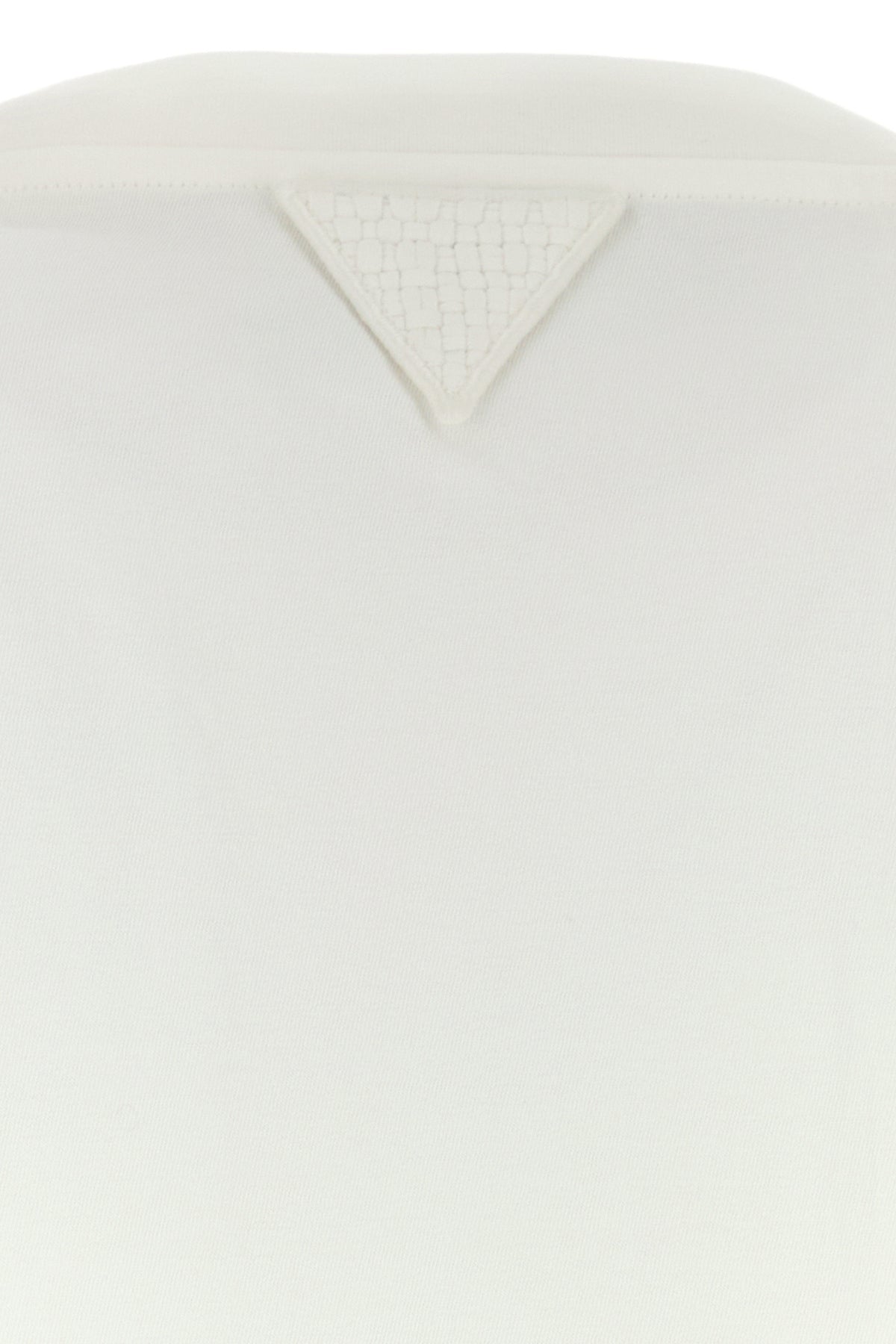 2000018570272_5