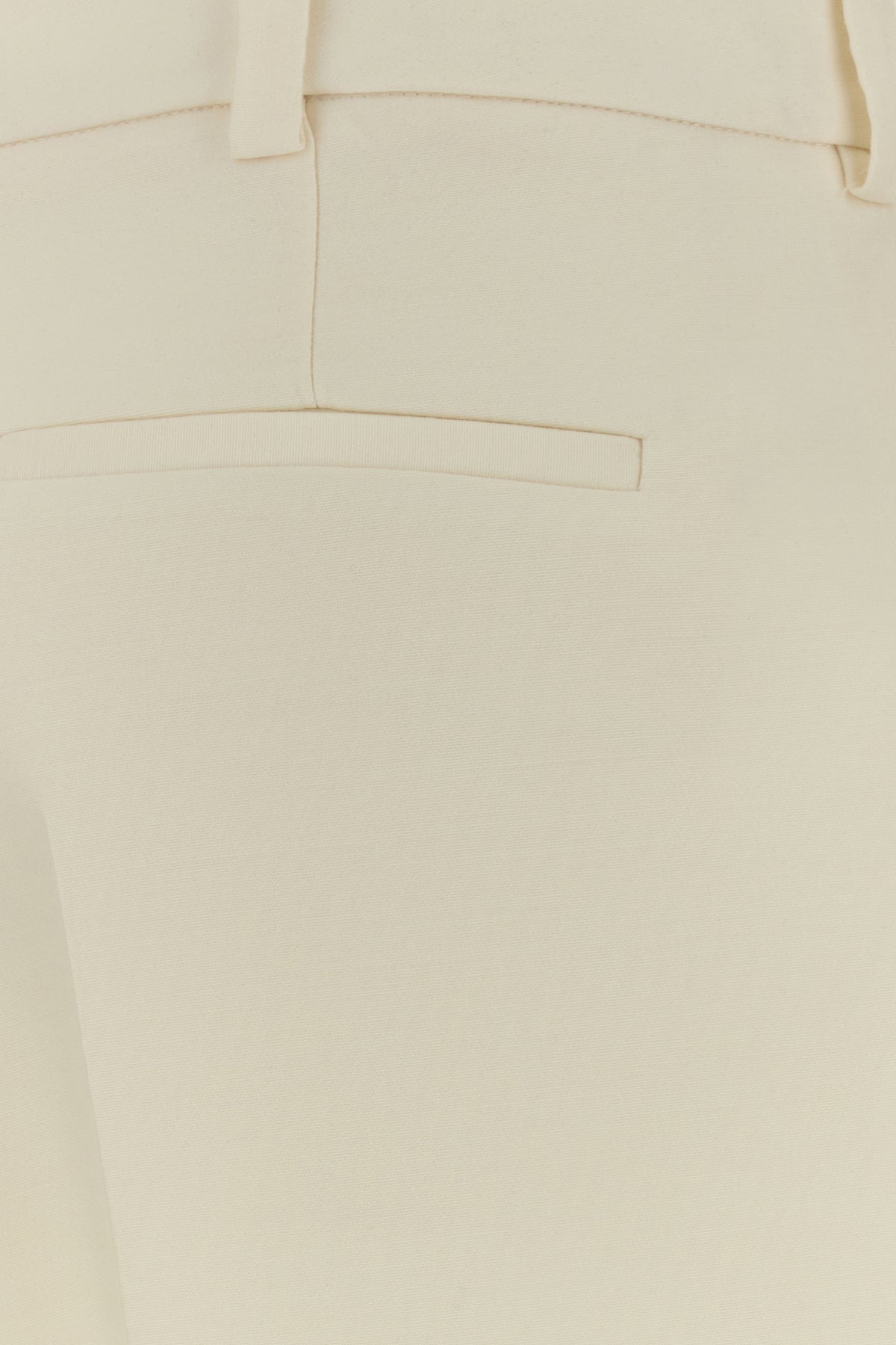 2000018581698_5