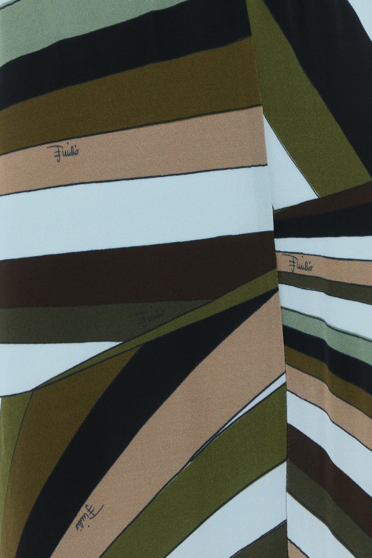 2000018631942_5