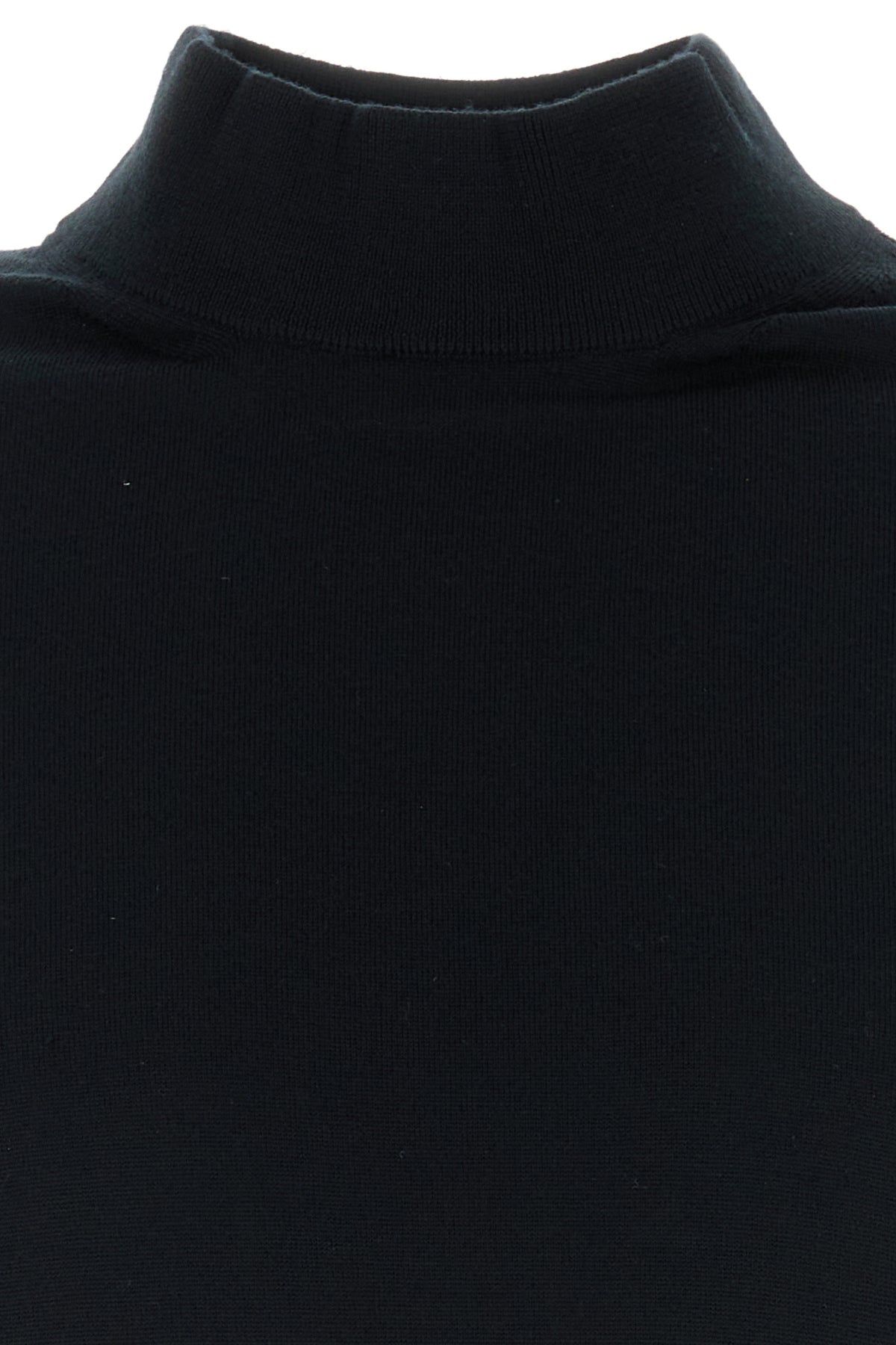 2000018705339_5