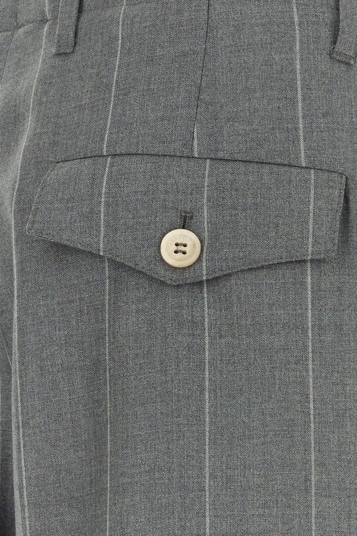 2000018715536_5