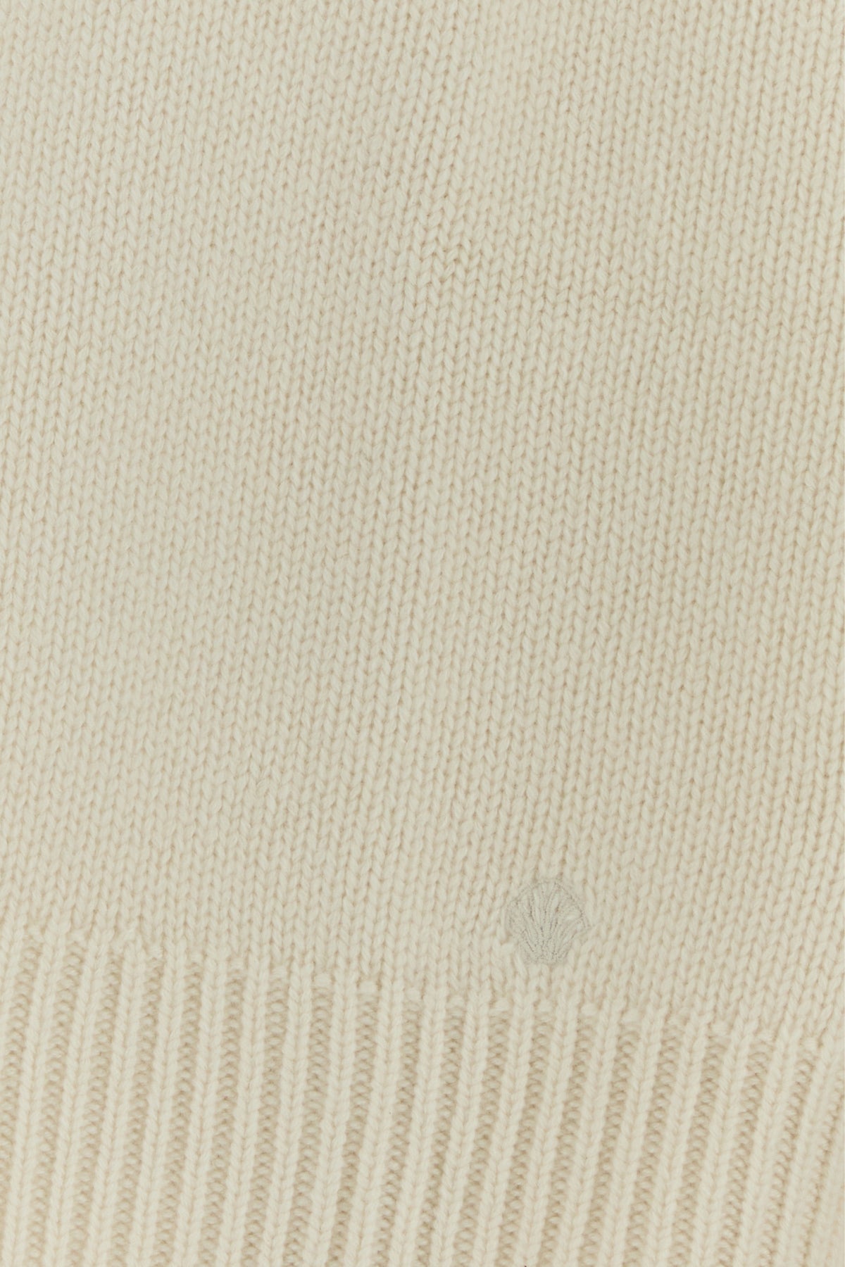 2000018719879_5