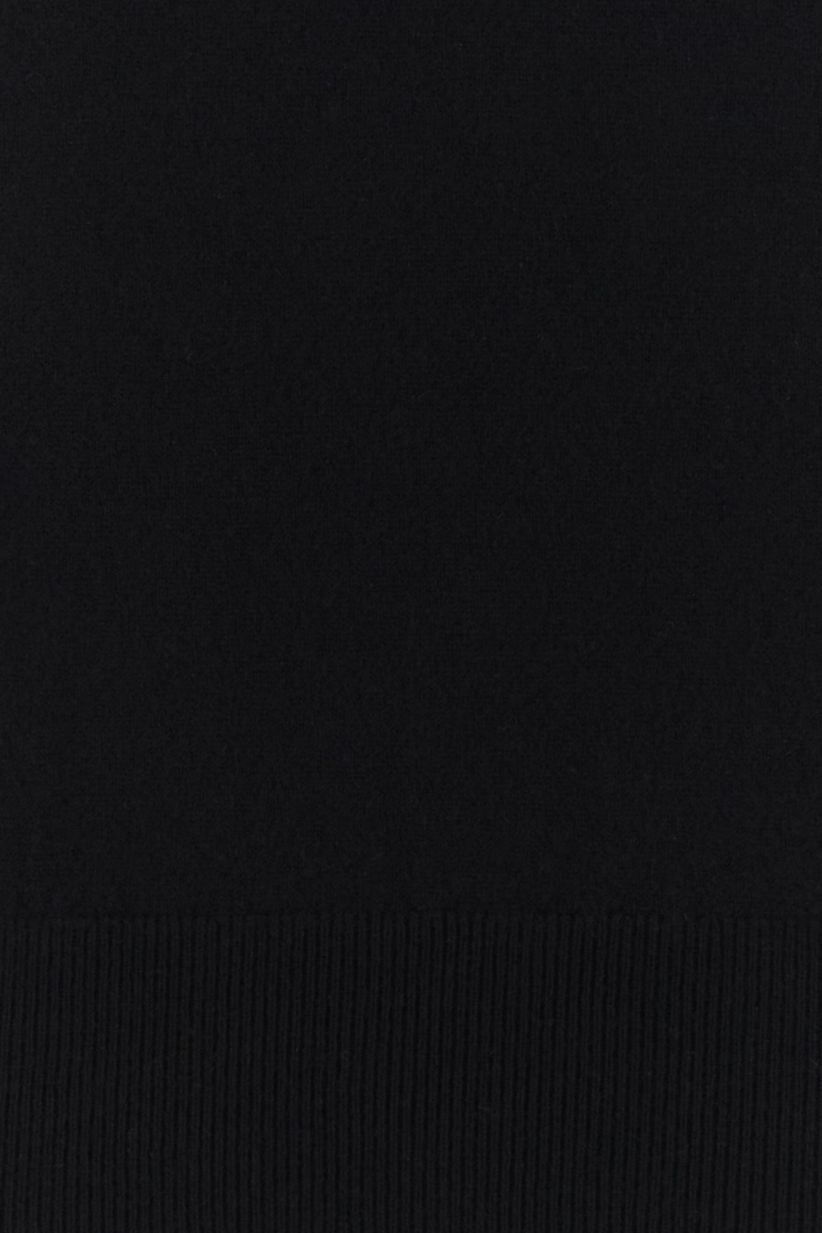 2000018734636_5