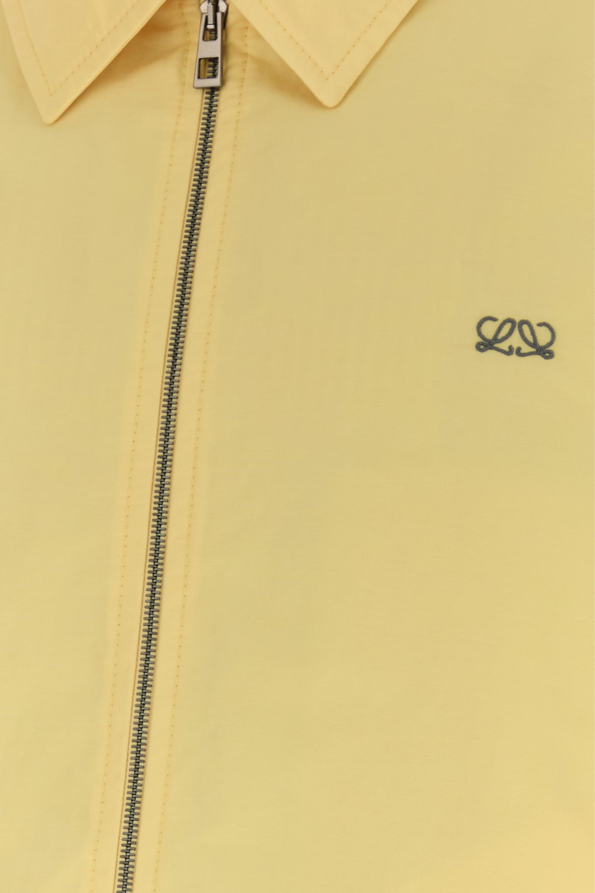 2000018770665_5