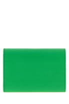 2000018776285_3