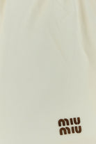 2000018818909_5
