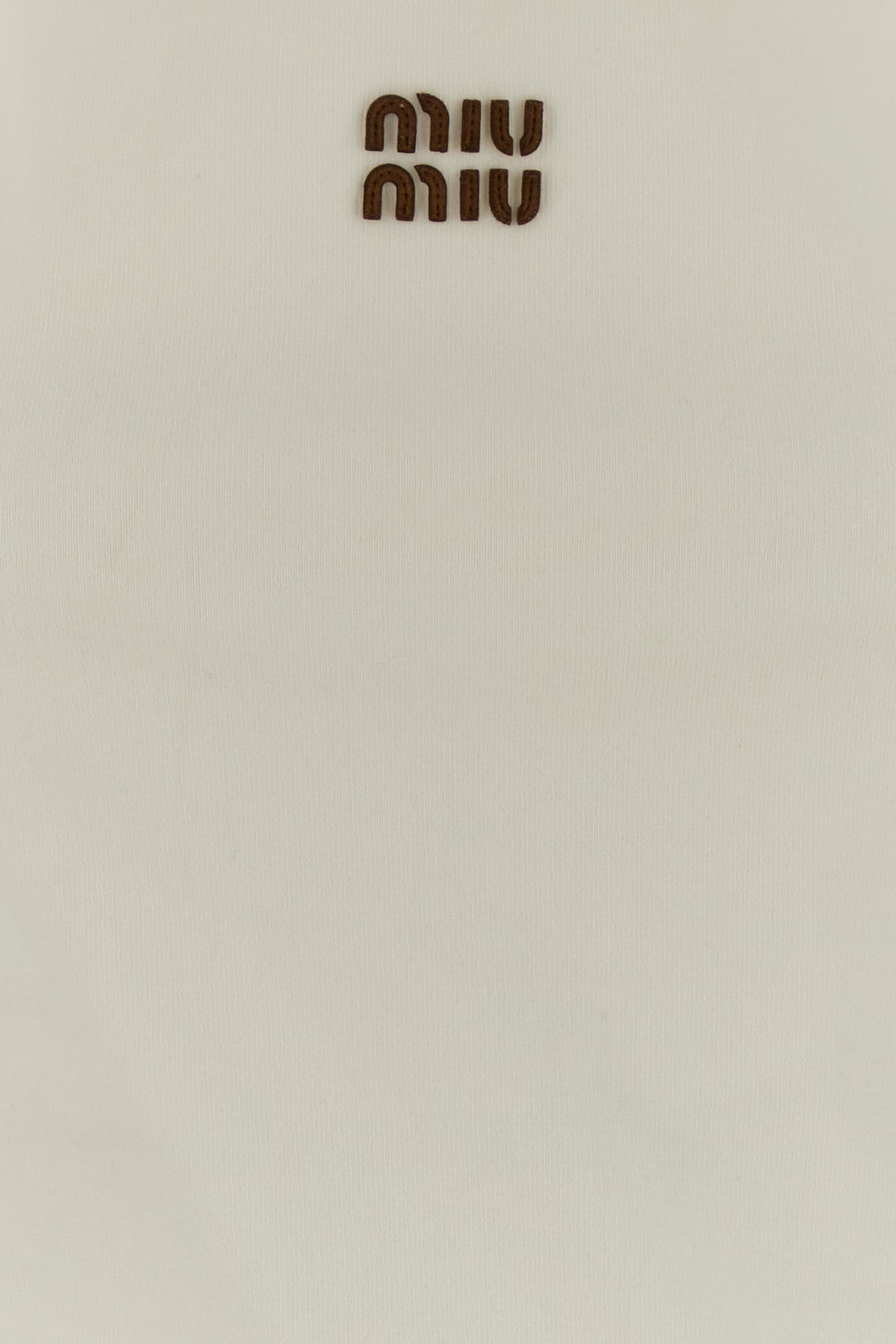 2000018819142_5
