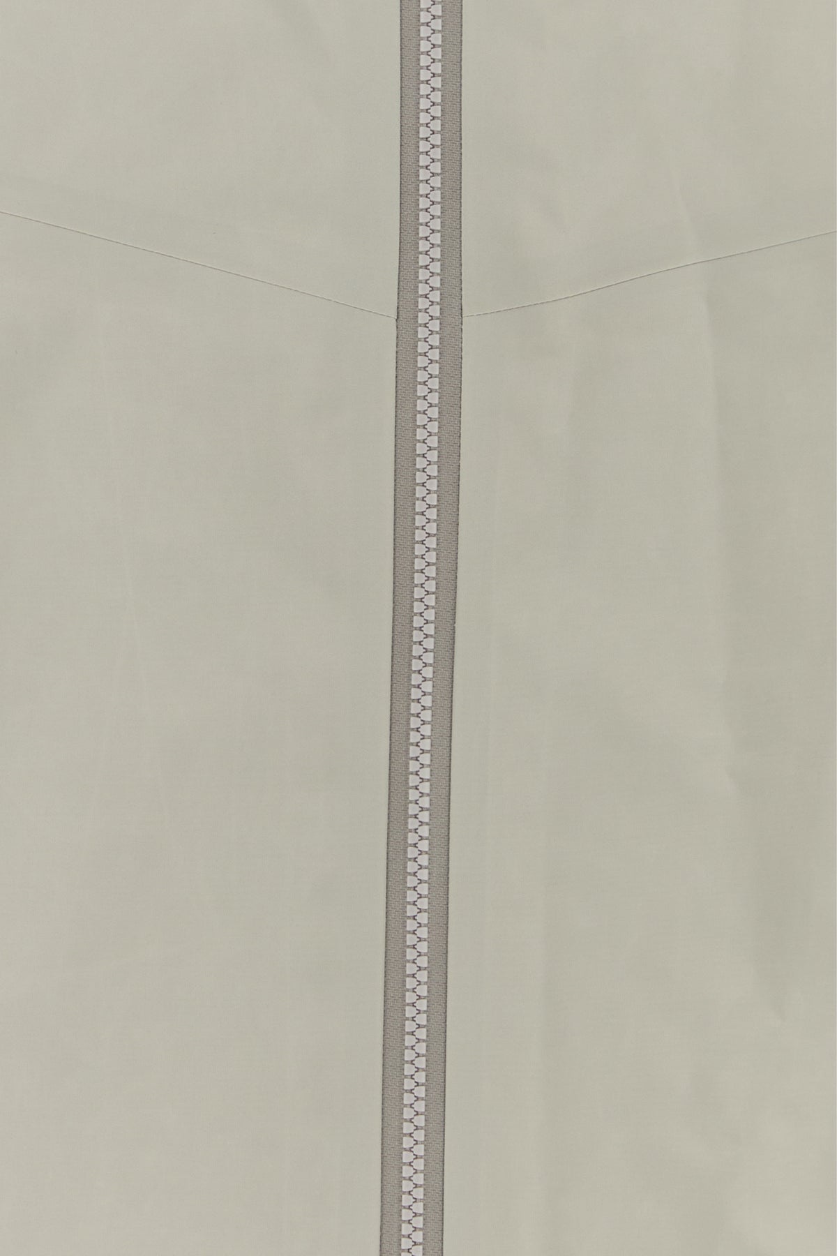 2000018916346_5