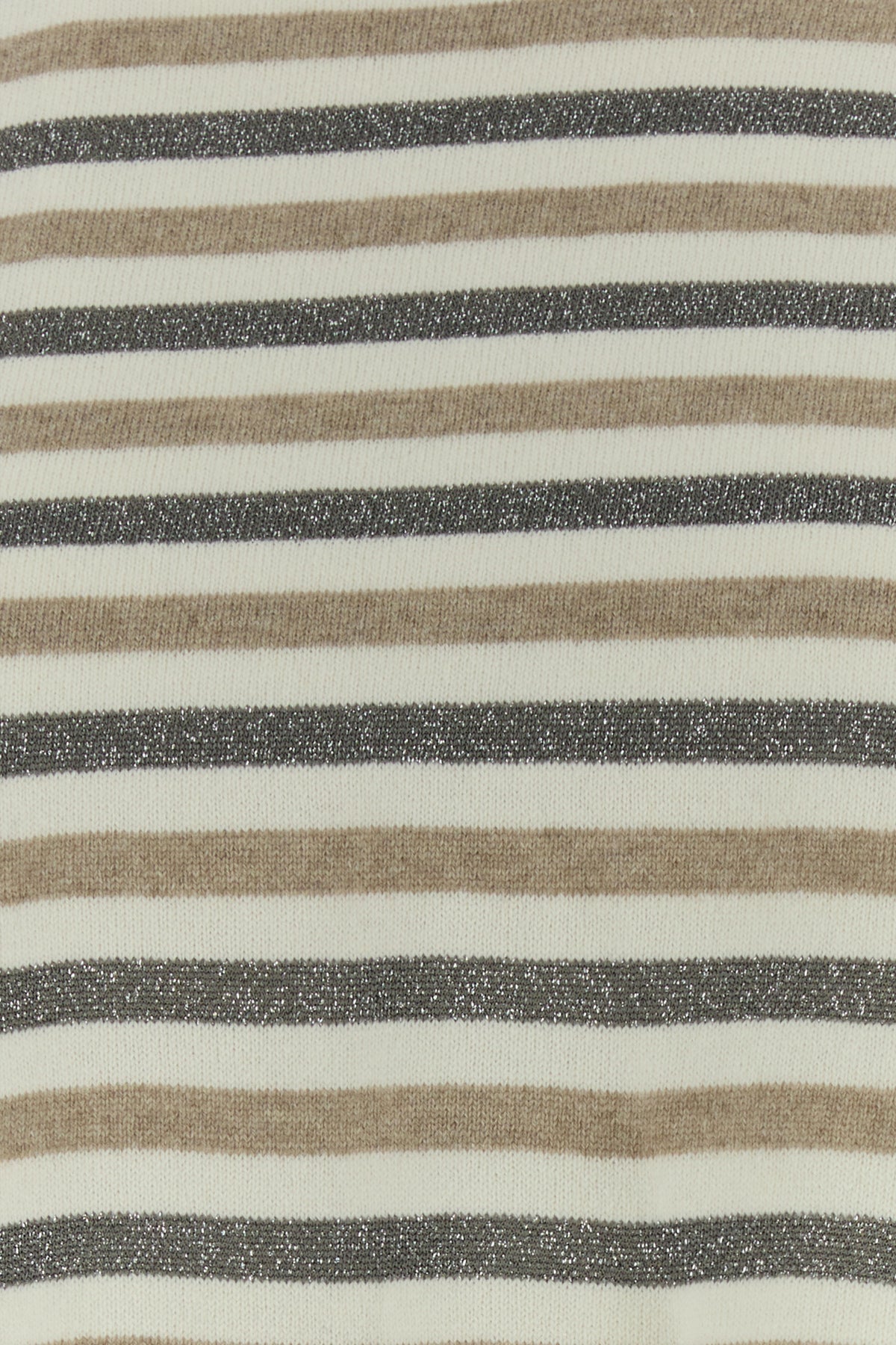 2000019001270_5
