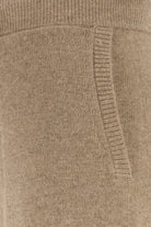 2000019043133_5