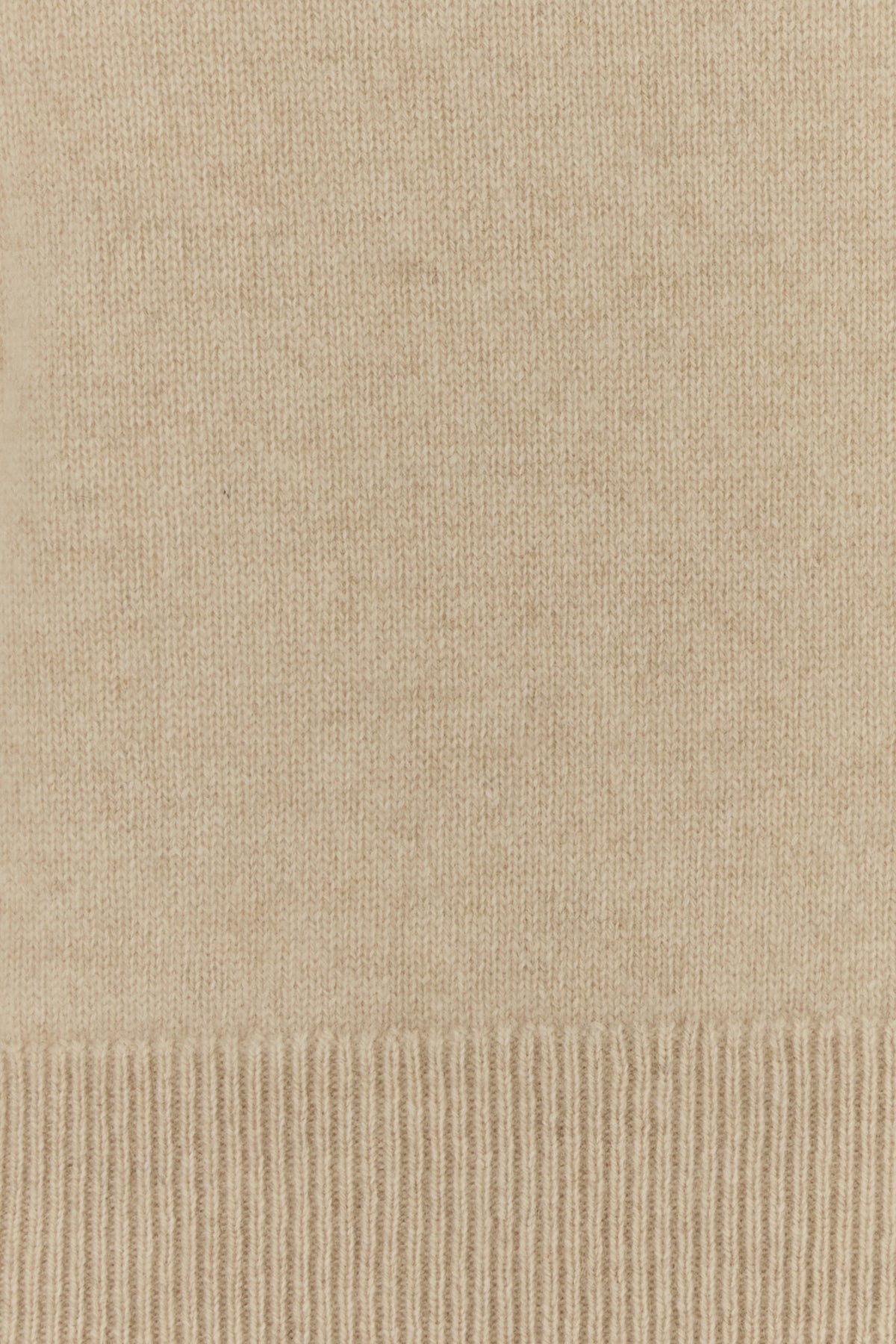 2000019049807_5