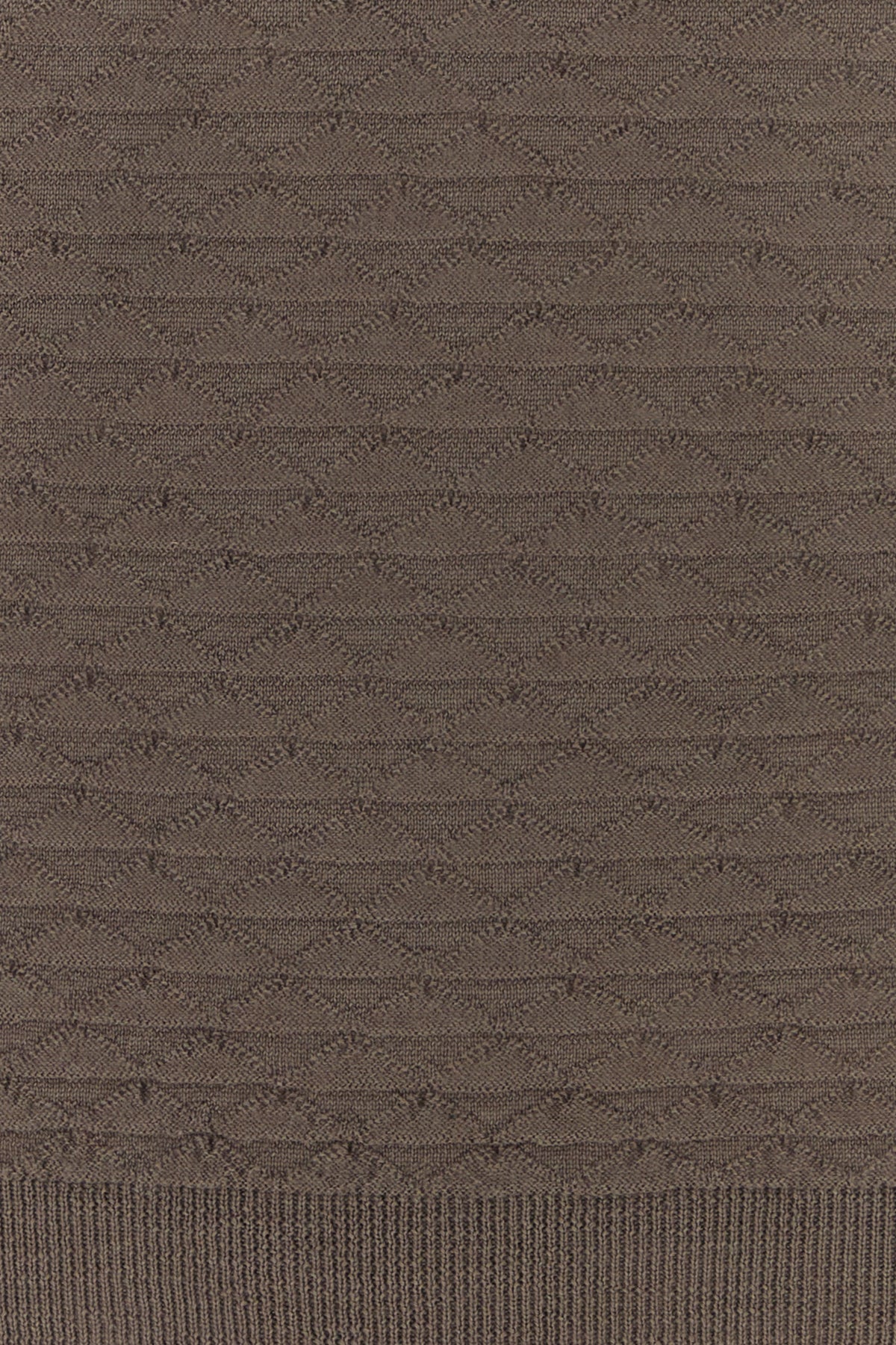 2000019052852_5