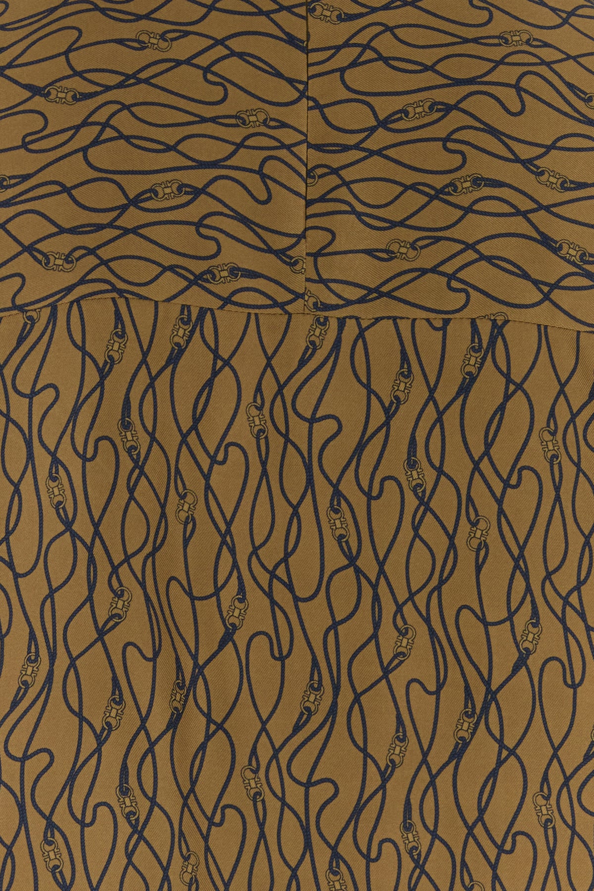 2000019056980_5