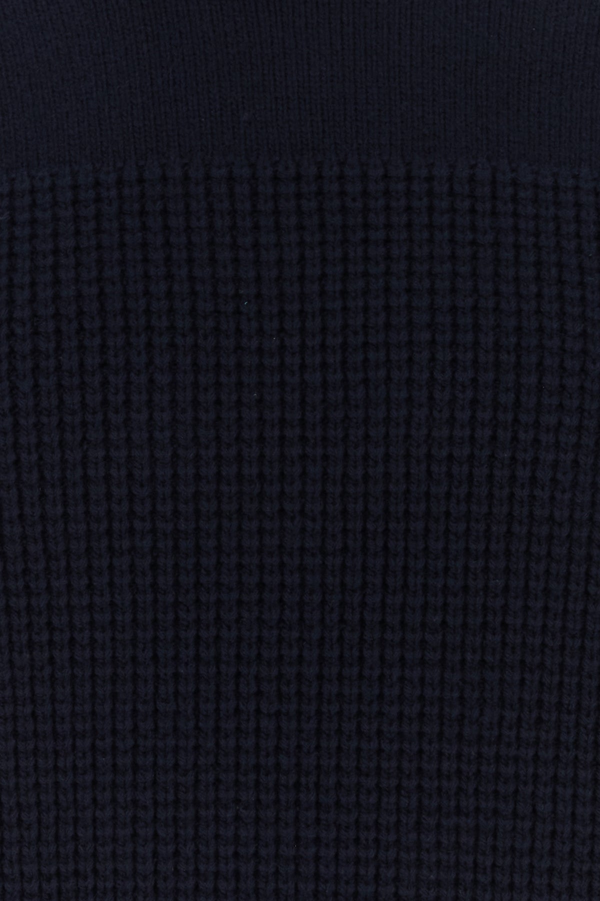 2000019057079_5