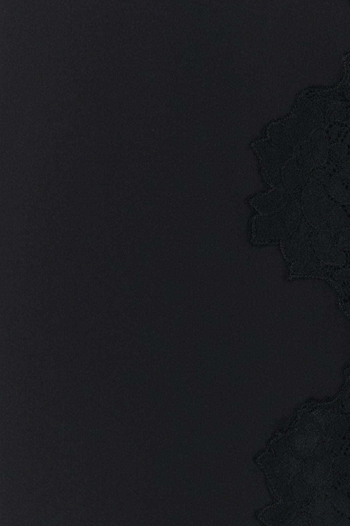 2000019097600_5