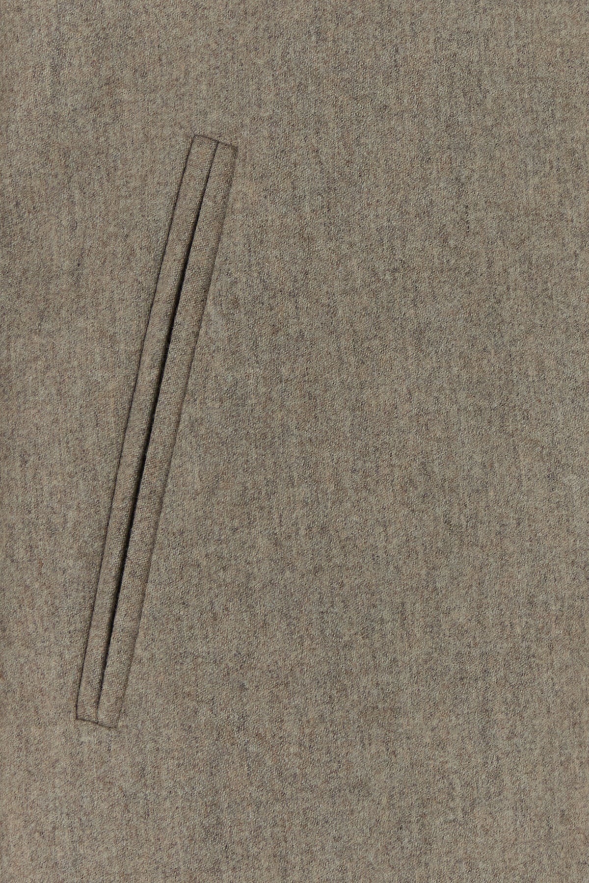 2000019147848_5