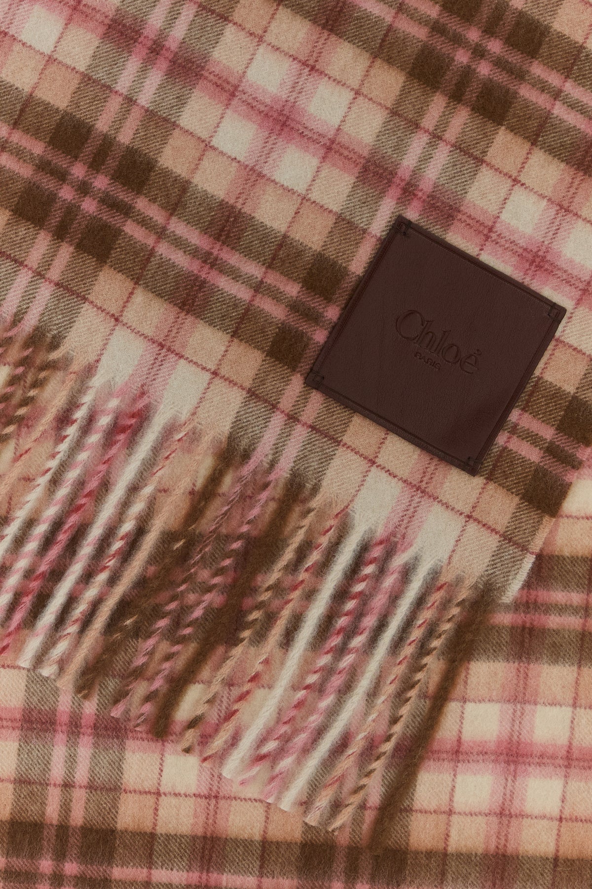 2000019215189_3