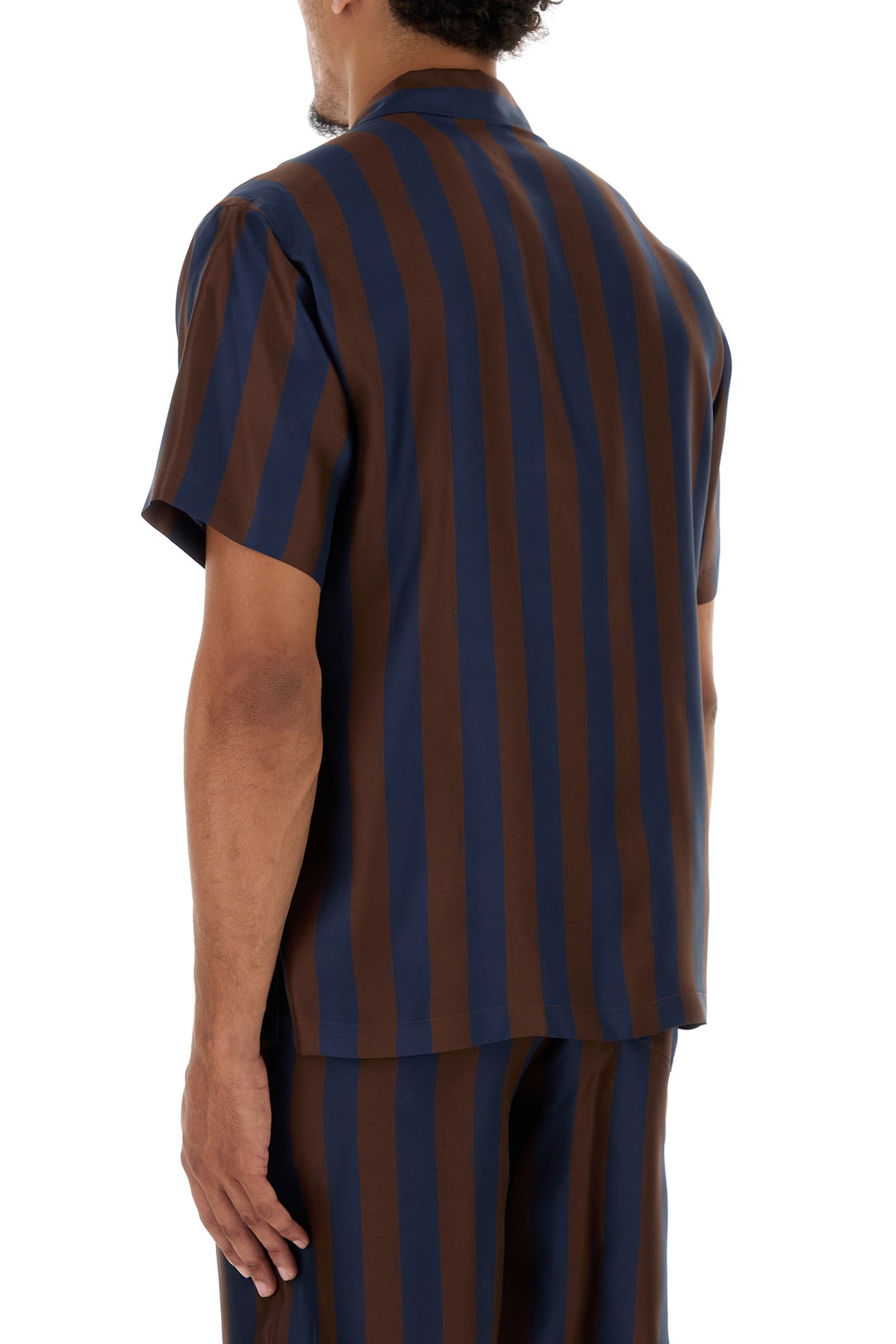 2000019234500_4