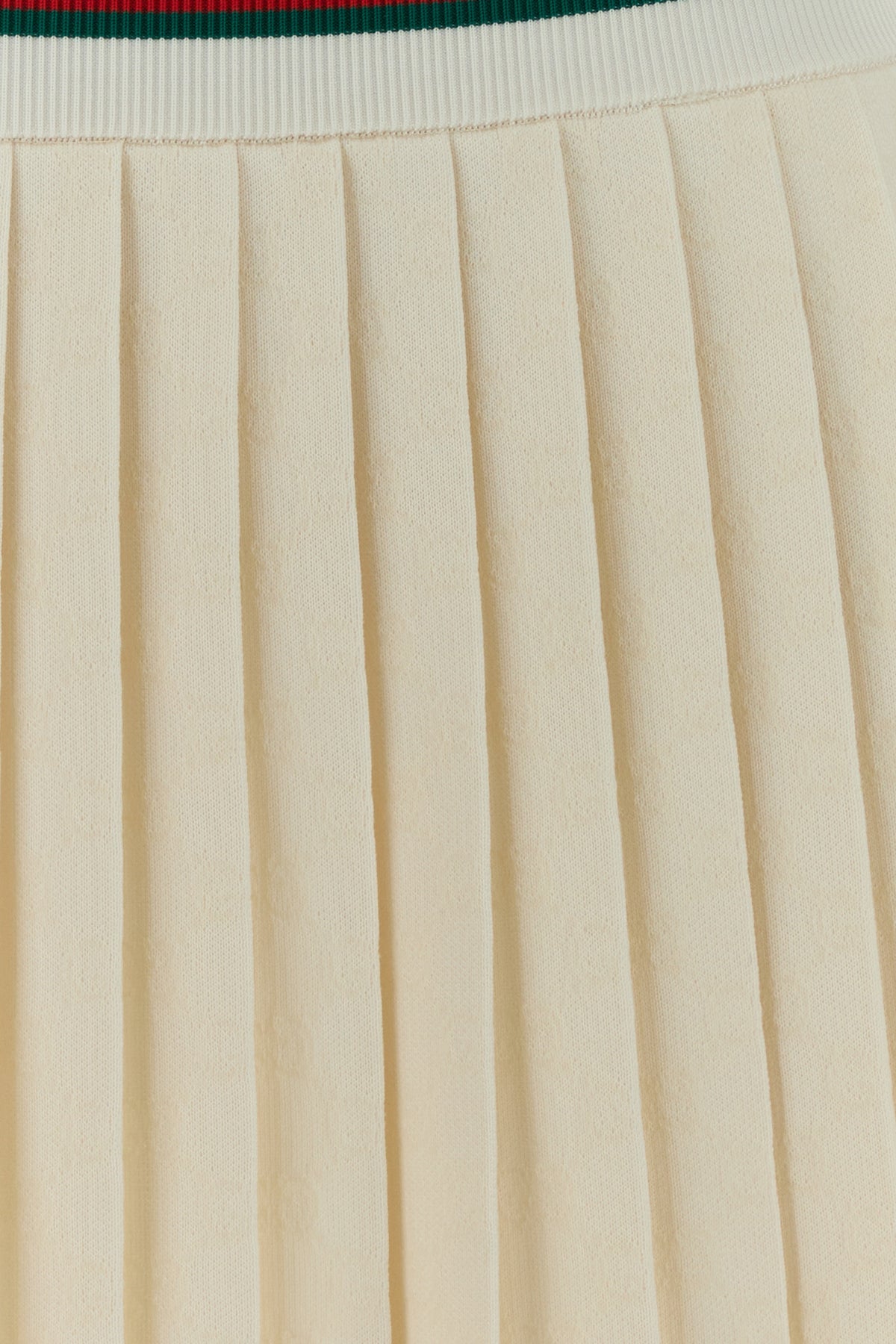 2000019270584_5
