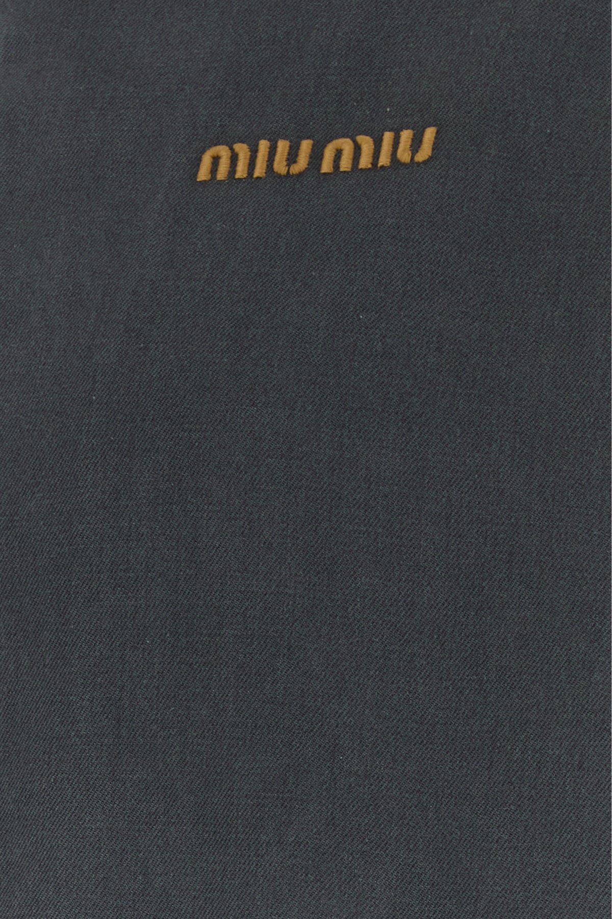 2000019302773_5