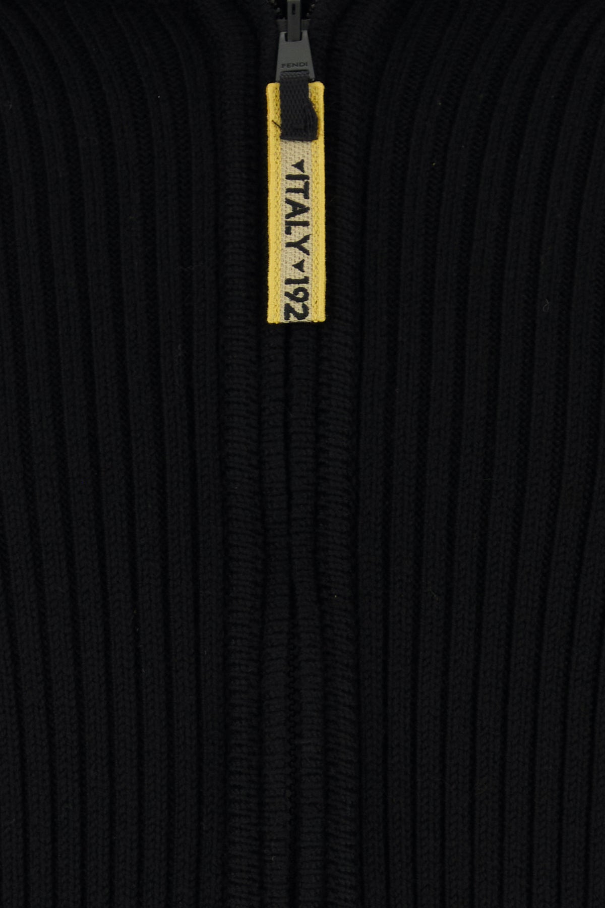 2000019464389_5