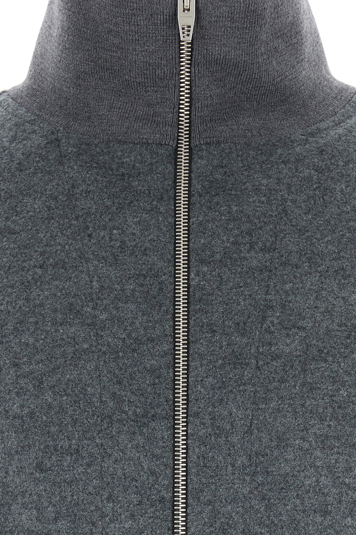 2000019492641_5