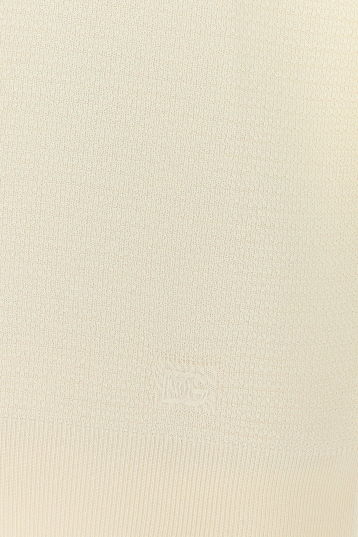 2000019555940_5