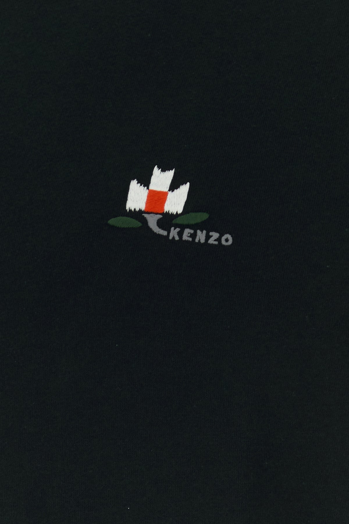 2000019818748_5