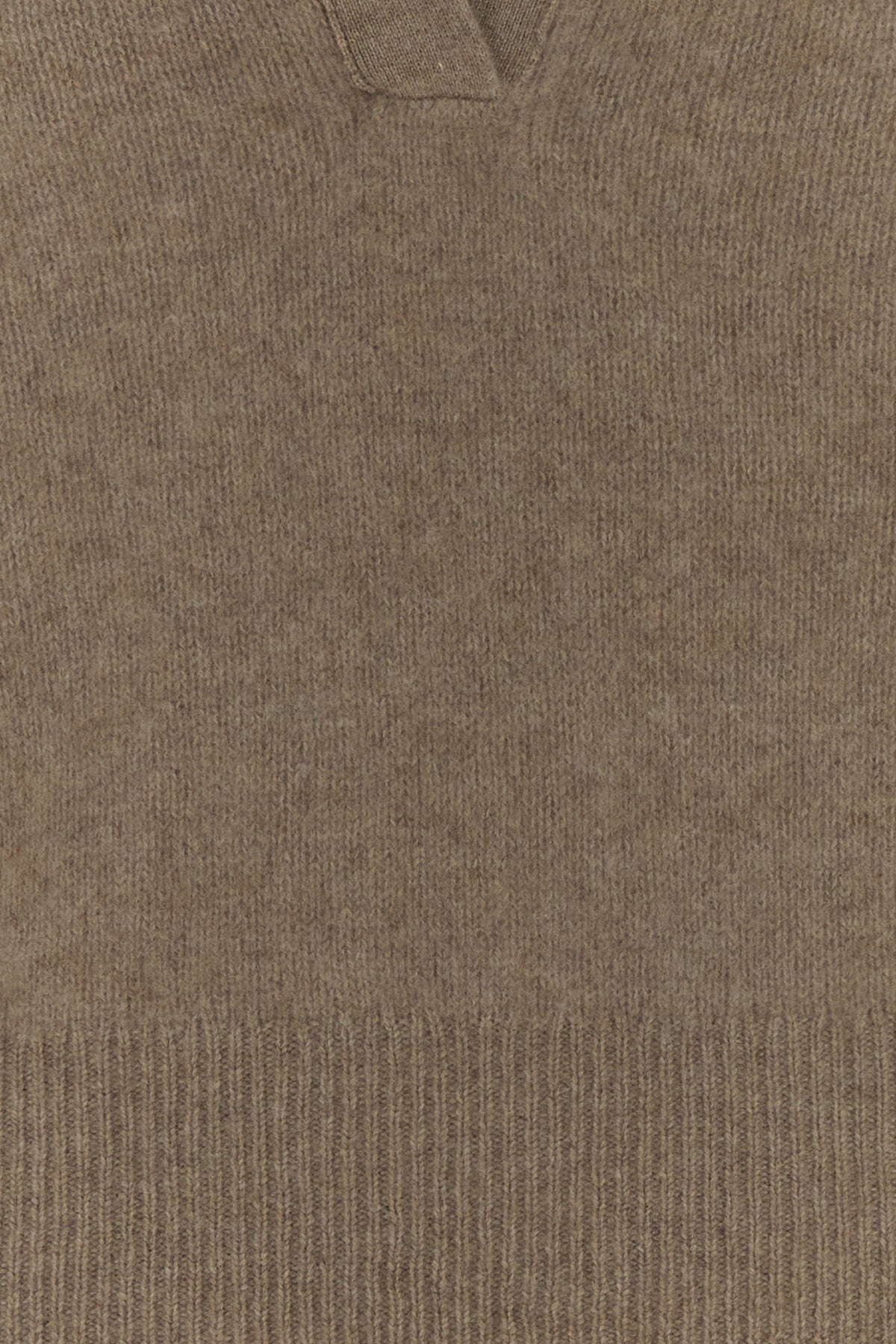 2000020004710_5