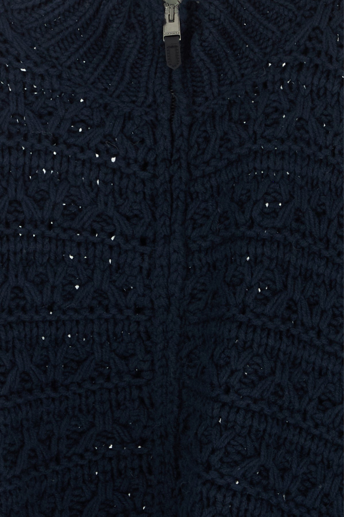 2000020085368_5