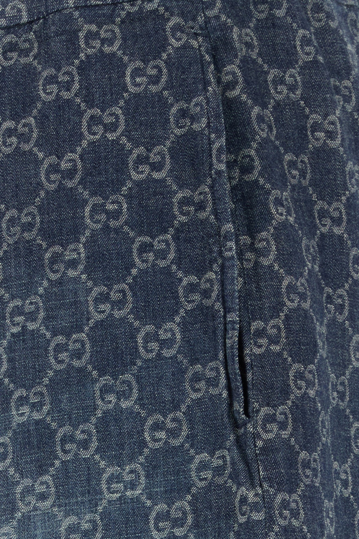 2000020329714_5
