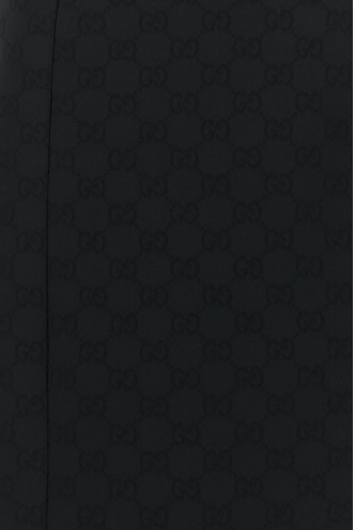 2000020330802_5