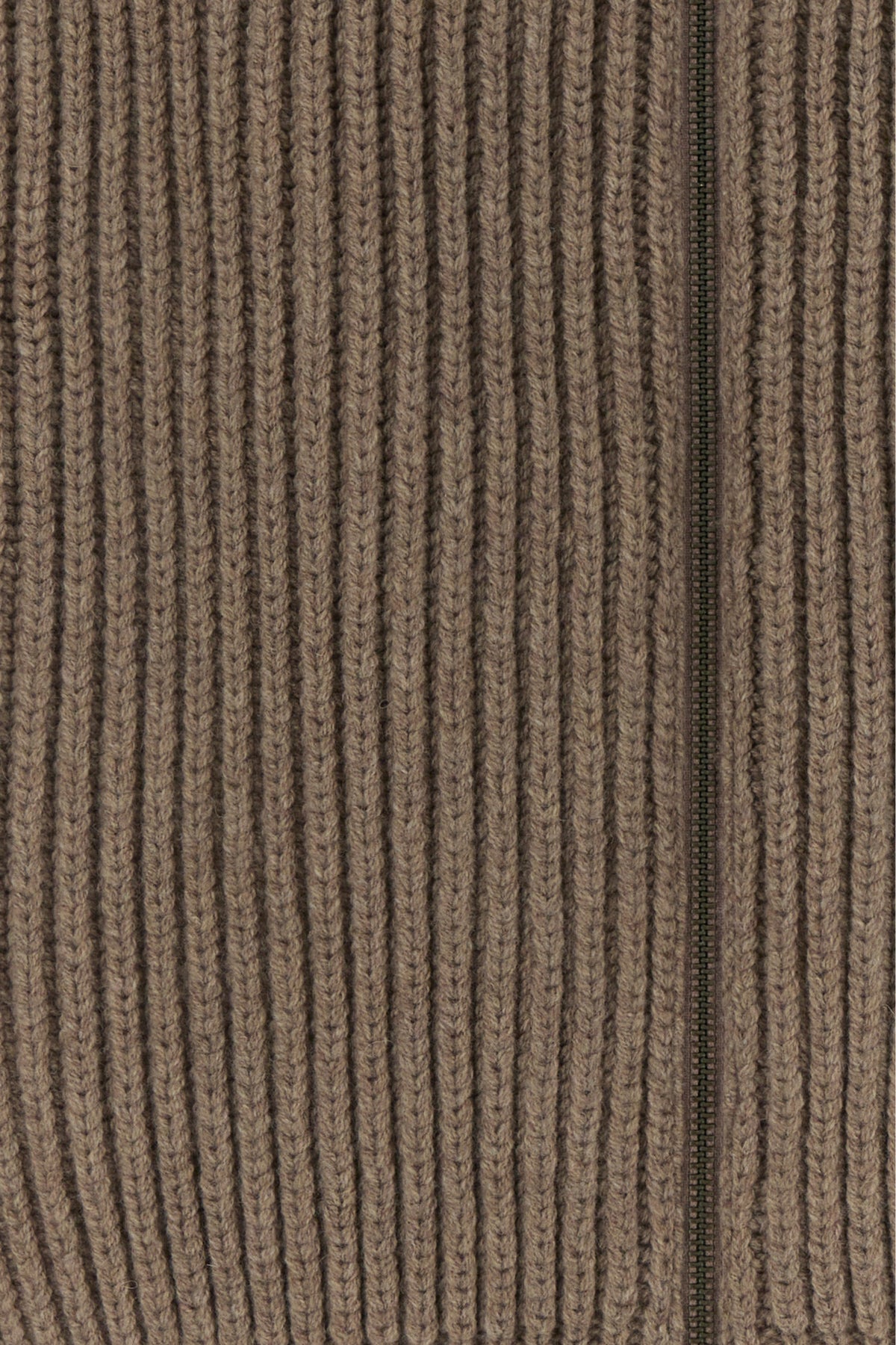 2000020381781_5