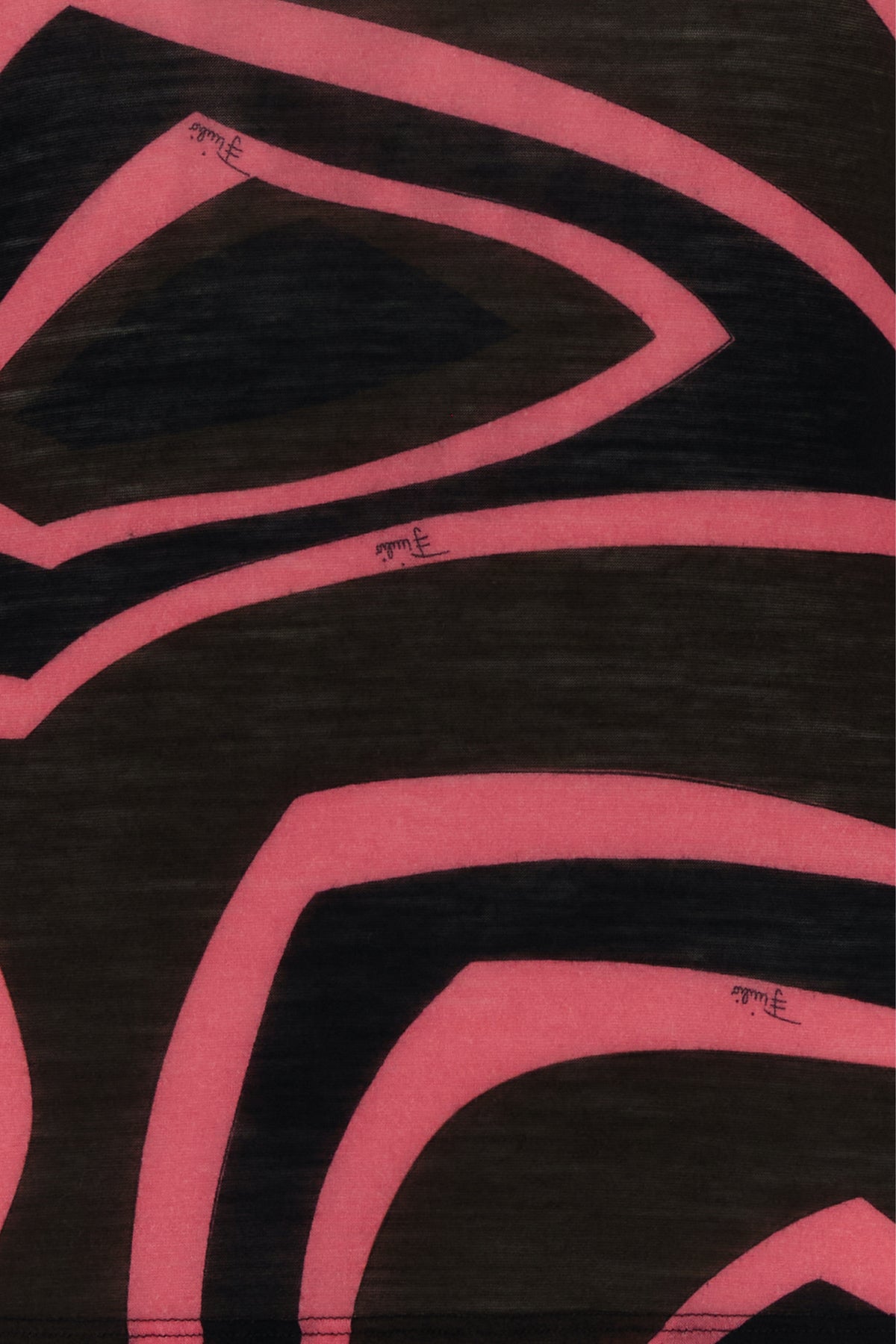 2000020385024_5