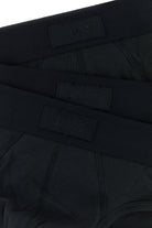 2000020681423_5