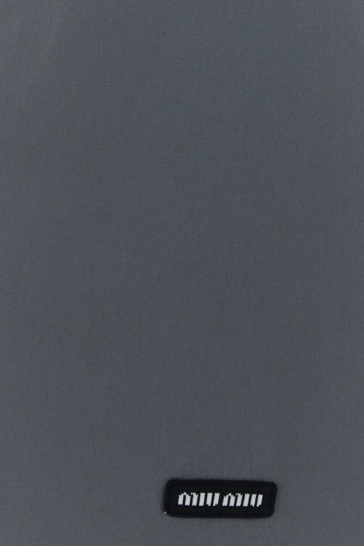 2000020690111_5