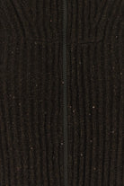 2000020922076_5